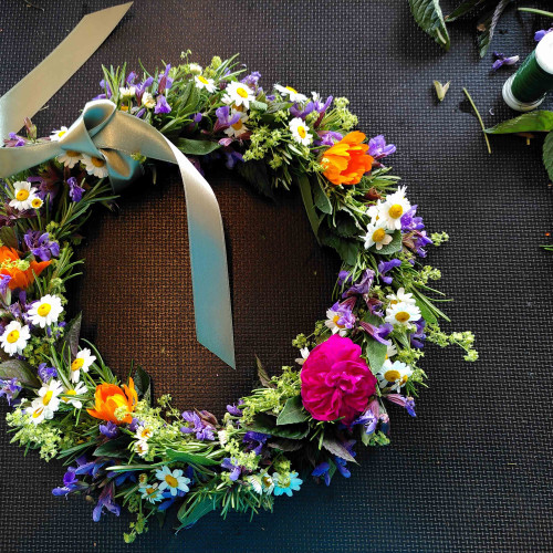 {"id":4907,"disk_name":"692f1934d4c4c614951041.jpg","file_name":"hintergrund sommergarten.jpg","file_size":765819,"content_type":"image\/jpeg","title":null,"description":null,"field":"image","sort_order":4907,"created_at":"2025-12-02T16:52:04.000000Z","updated_at":"2025-12-02T16:52:05.000000Z","offline_responsiveimages_focus_x_axis":null,"offline_responsiveimages_focus_y_axis":null,"path":"https:\/\/claudiafellmann.ch\/storage\/app\/uploads\/public\/692\/f19\/34d\/692f1934d4c4c614951041.jpg","extension":"jpg"}